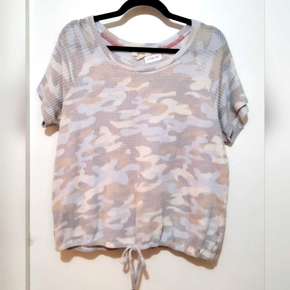 Peyton Primrose top LTOP187